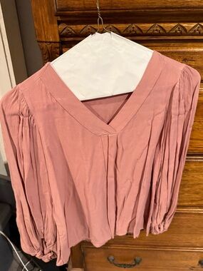 Andree Dusty Rose V-Neck Pleated Sleeve Blouse